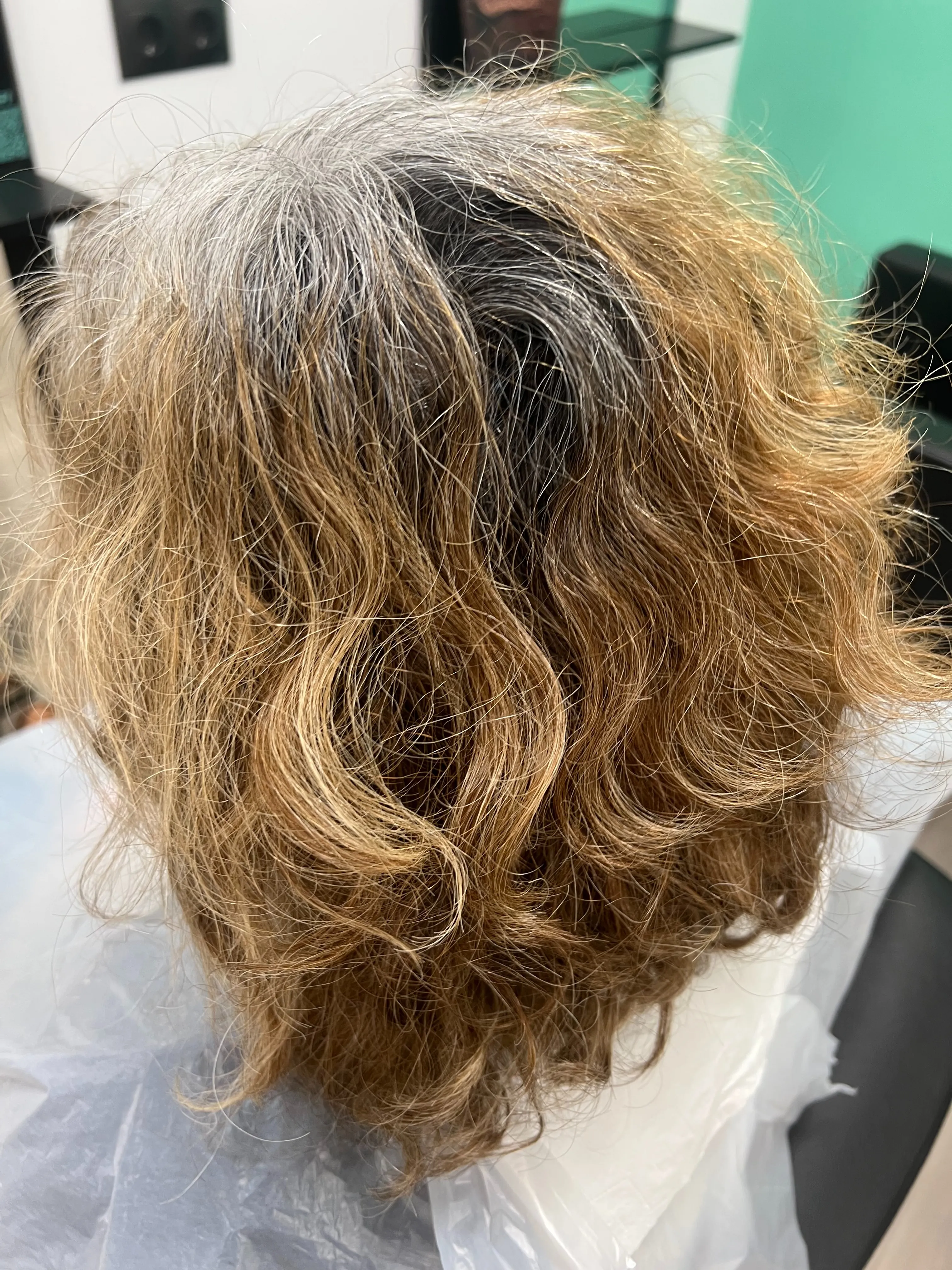 Before straightening treatment in Barcelona