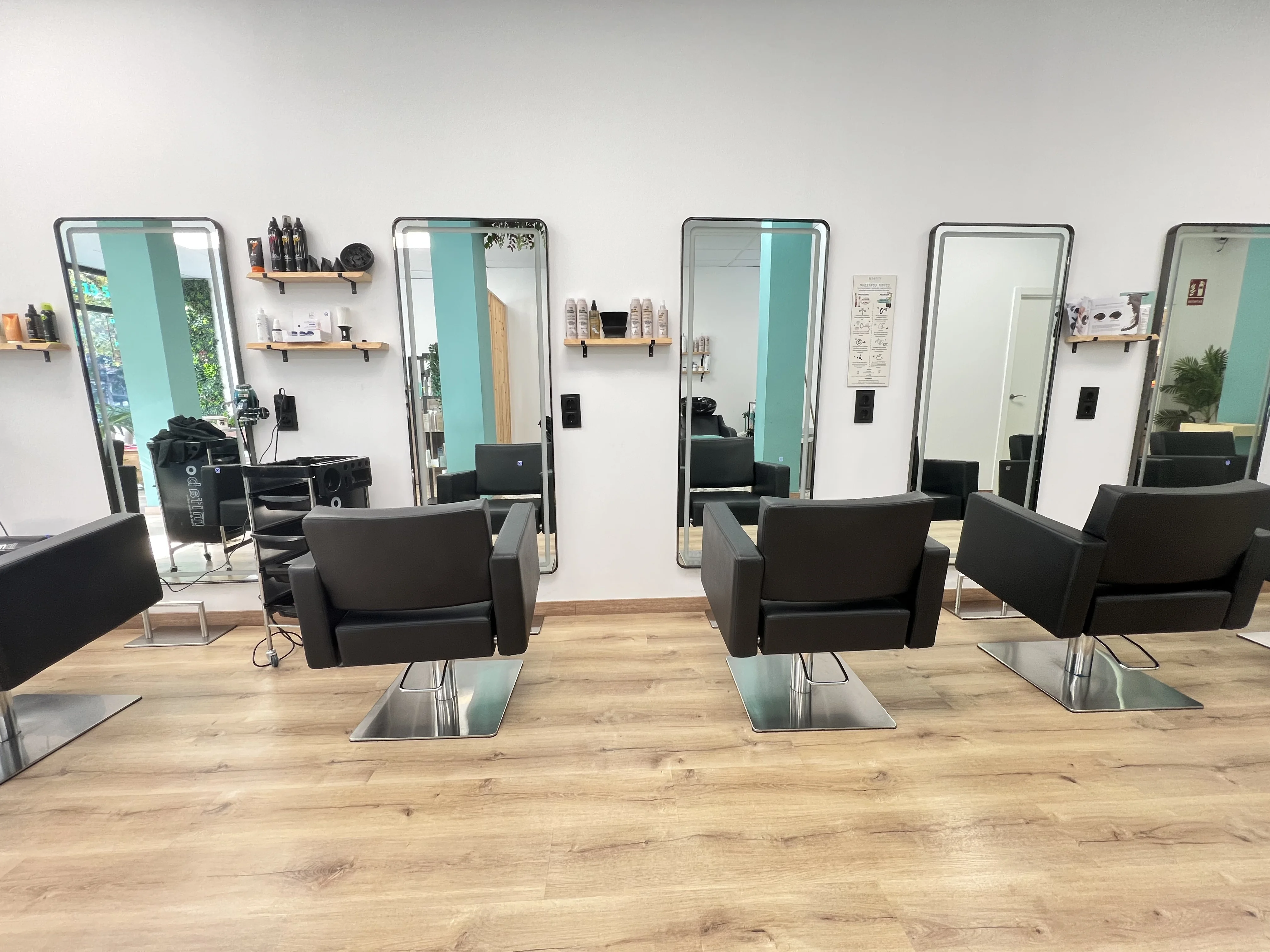 KMon Styling Stations